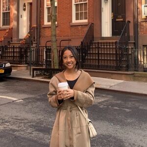 Meet your Posher, Pamela